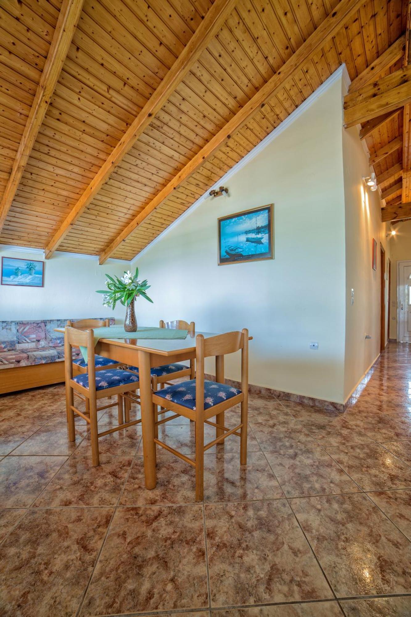 Louiza Apartments Agios Gordios  Exterior photo